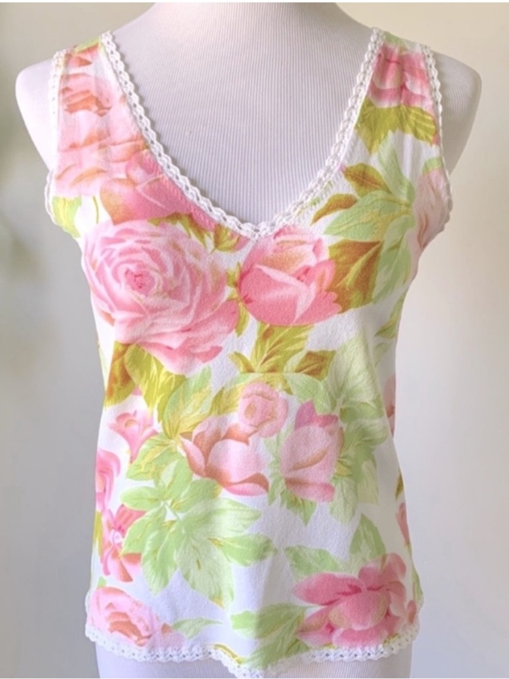Floral Tank Top - Picture 3 of 4